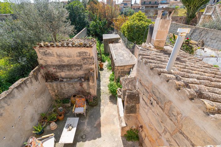 Image No.7-3 Bed Village House for sale