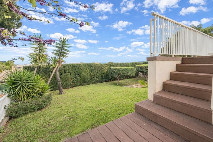 Image No.32-4 Bed Flat for sale