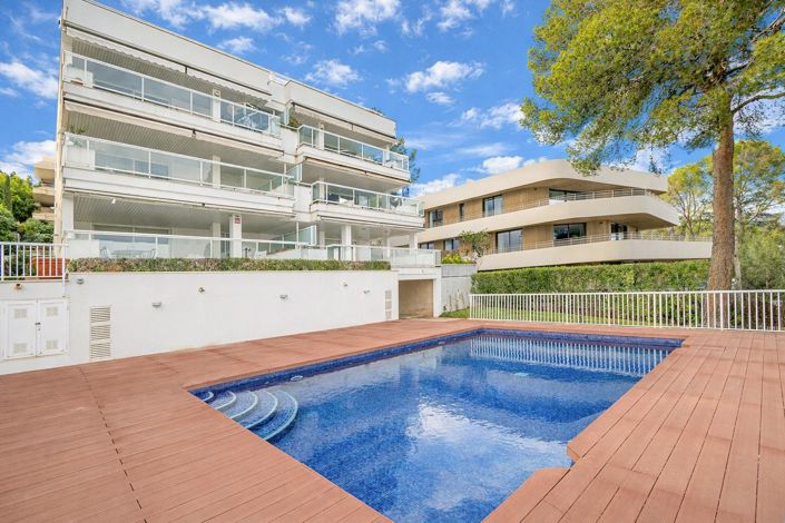 Image No.5-4 Bed Flat for sale