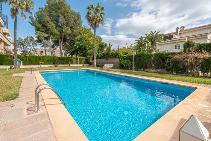 Image No.25-2 Bed Penthouse for sale