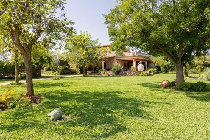 Image No.14-4 Bed Country House for sale