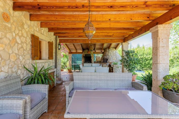 Image No.18-4 Bed Country House for sale