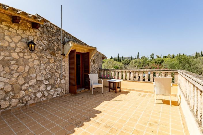 Image No.39-4 Bed Country House for sale