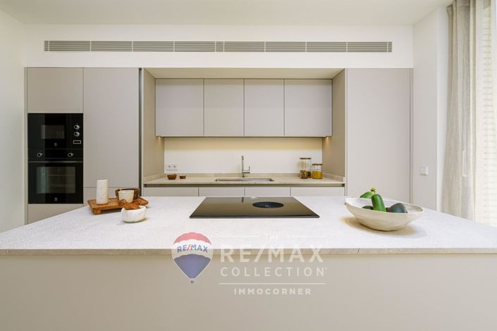 Image No.17-2 Bed Flat for sale