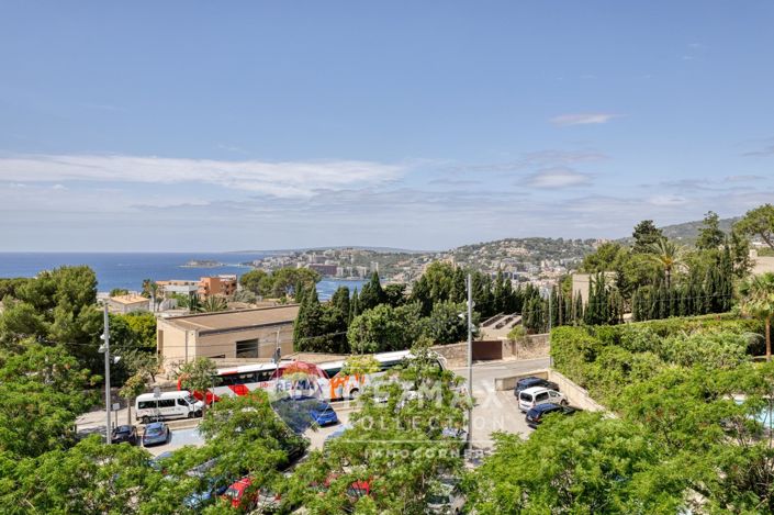 Image No.4-2 Bed Flat for sale