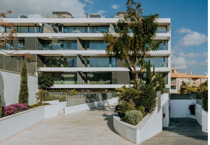 Image No.40-2 Bed Flat for sale