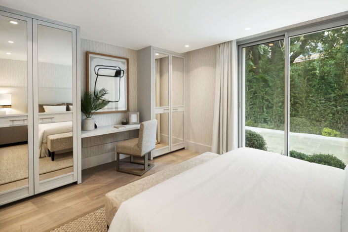 Image No.15-6 Bed Property for sale