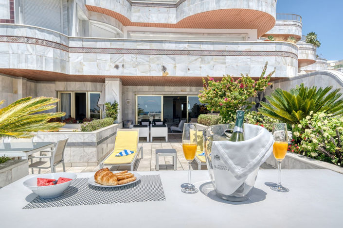 Image No.27-3 Bed Property for sale