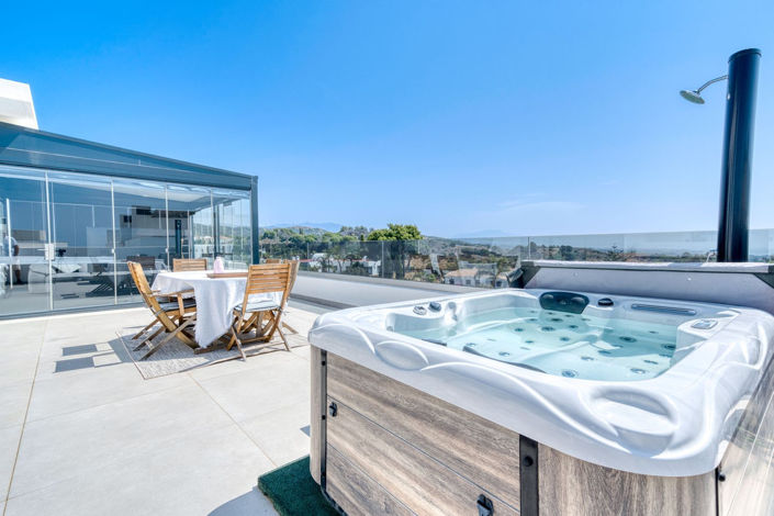 Image No.2-2 Bed Property for sale