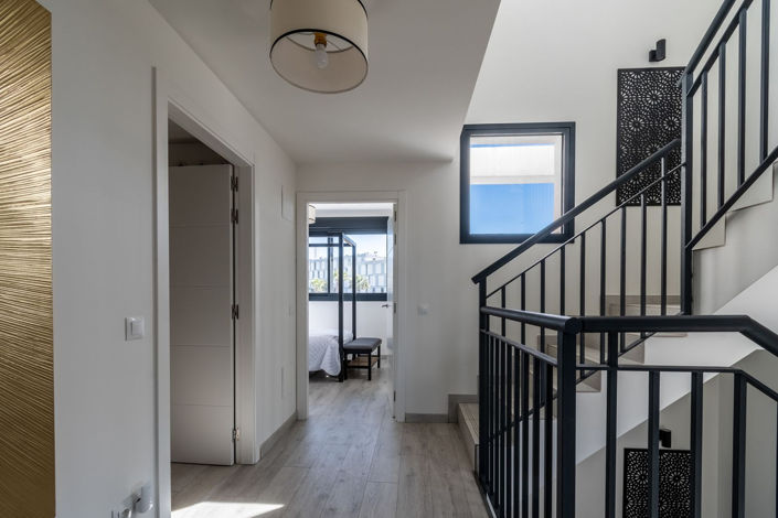 Image No.10-3 Bed Property for sale