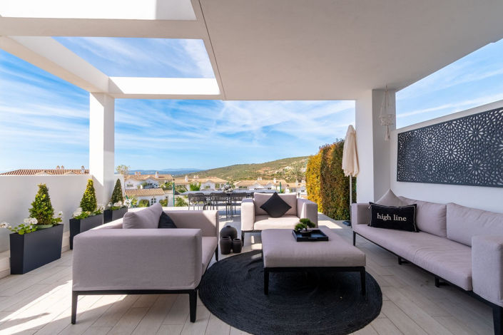 Image No.13-3 Bed Property for sale