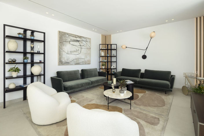 Image No.3-5 Bed Property for sale