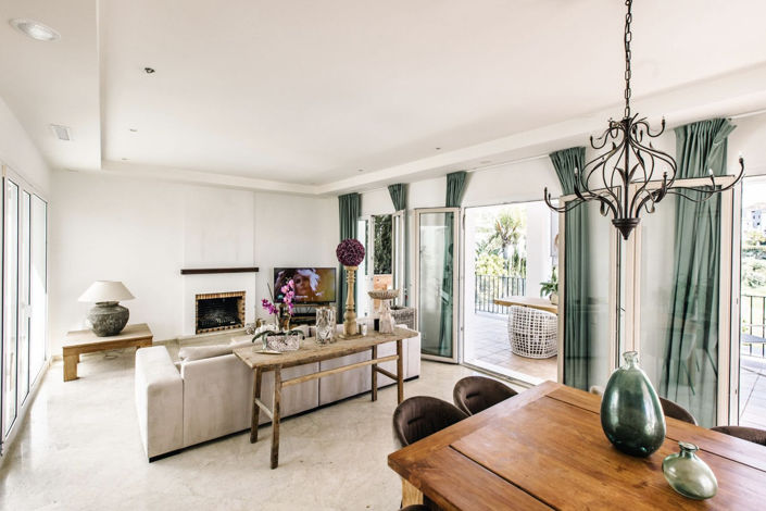 Image No.7-5 Bed Property for sale