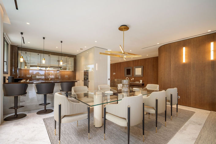 Image No.7-5 Bed Property for sale