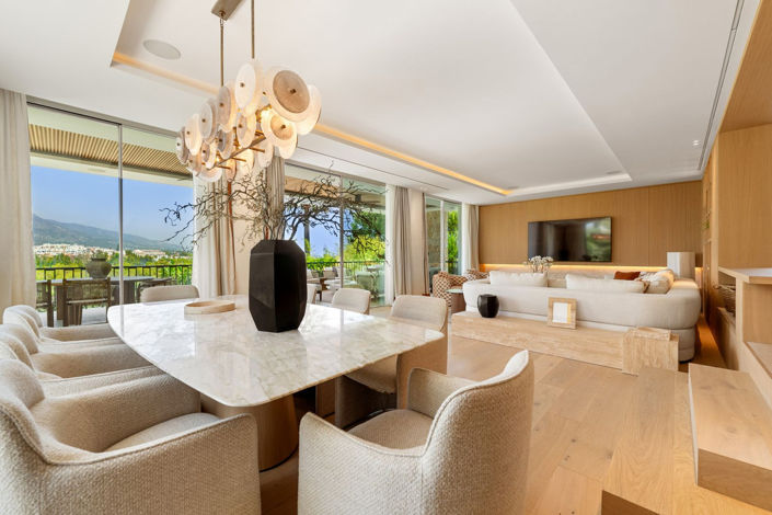 Image No.13-5 Bed Property for sale