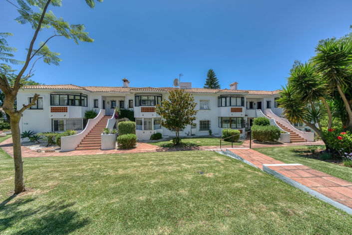 Image No.18-2 Bed Property for sale