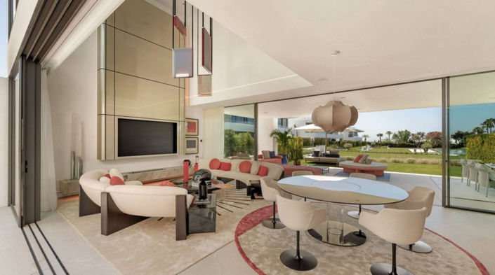 Image No.17-4 Bed Property for sale