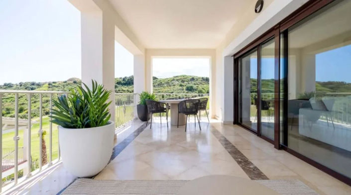 Image No.3-3 Bed Property for sale