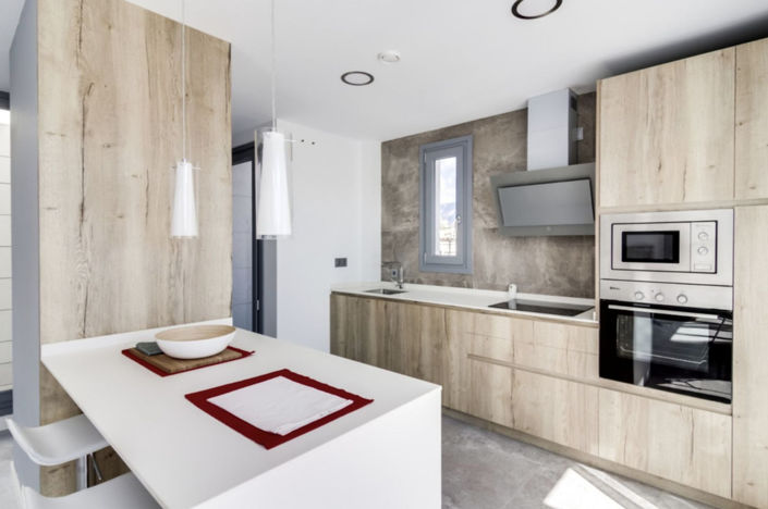 Image No.16-3 Bed Property for sale