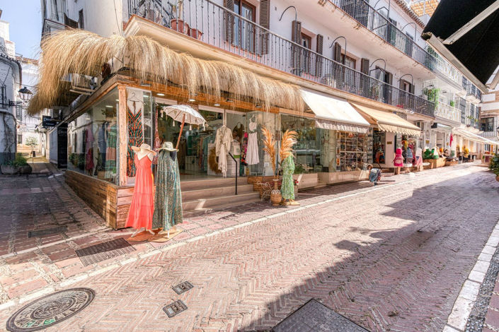 Image No.25-2 Bed Property for sale