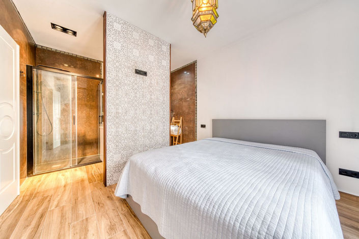 Image No.4-2 Bed Property for sale