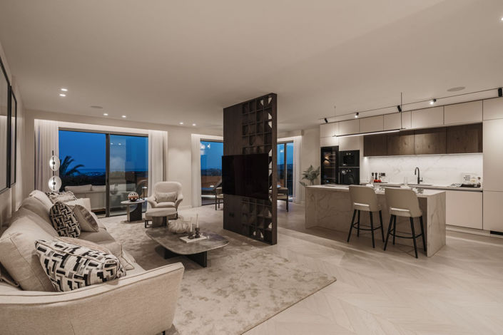 Image No.17-4 Bed Property for sale