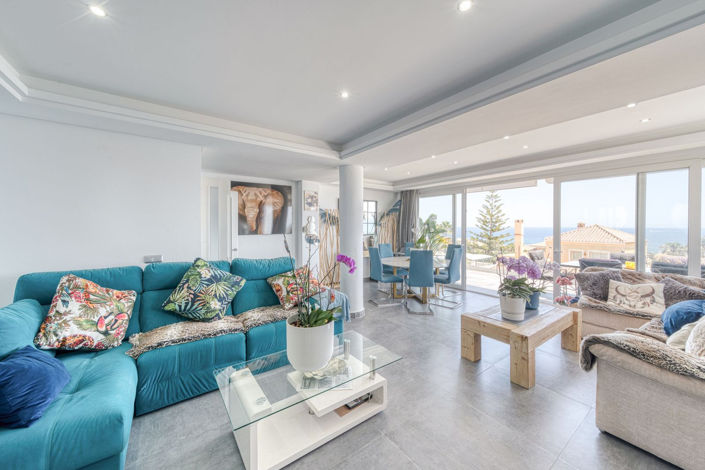 Image No.15-5 Bed Property for sale