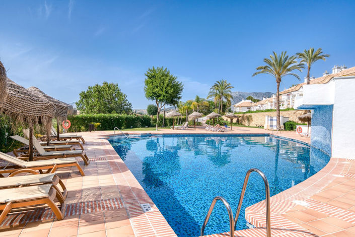 Image No.1-3 Bed Property for sale