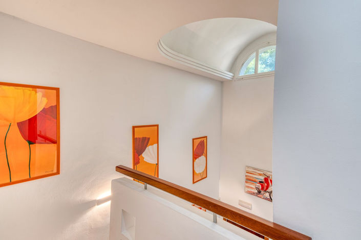 Image No.28-3 Bed Property for sale