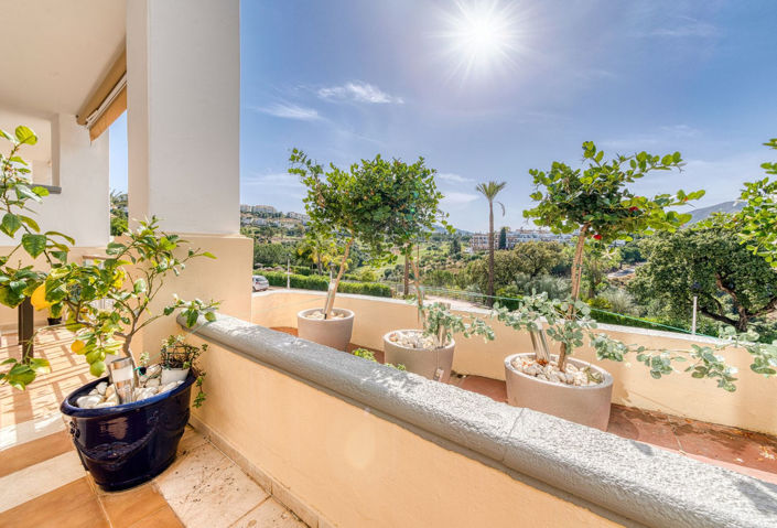 Image No.3-3 Bed Property for sale