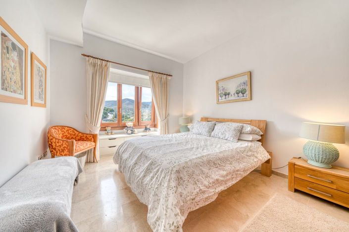 Image No.32-3 Bed Property for sale