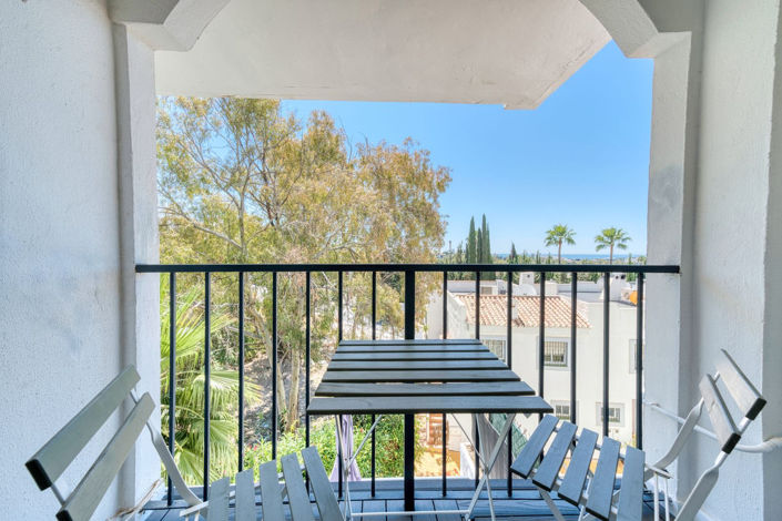 Image No.25-3 Bed Property for sale