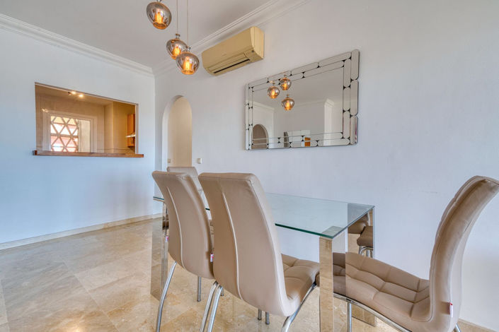 Image No.13-2 Bed Property for sale