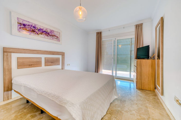 Image No.21-2 Bed Property for sale