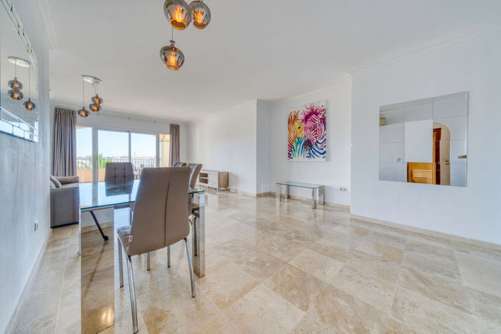 Image No.23-2 Bed Property for sale