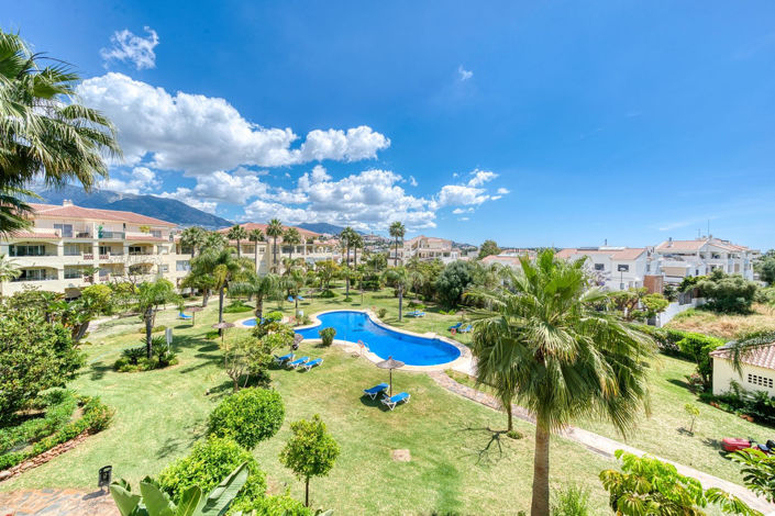 Image No.32-2 Bed Property for sale