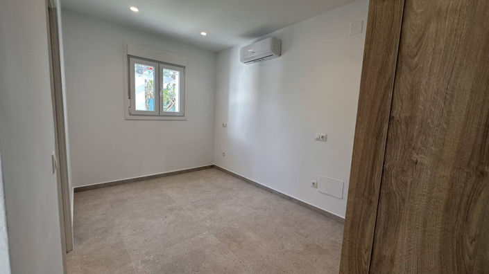 Image No.18-4 Bed Property for sale