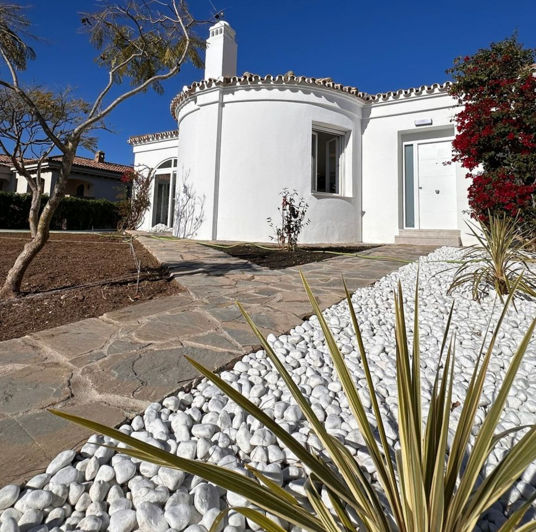 Image No.9-4 Bed Property for sale