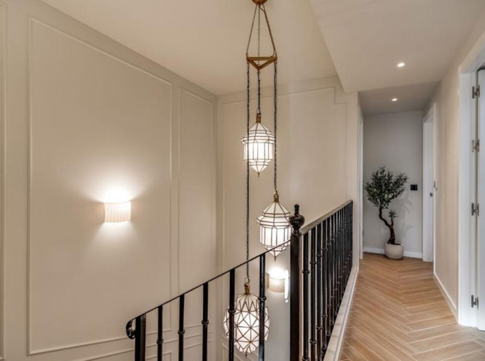 Image No.11-4 Bed Property for sale