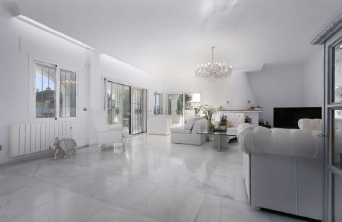 Image No.3-5 Bed Property for sale