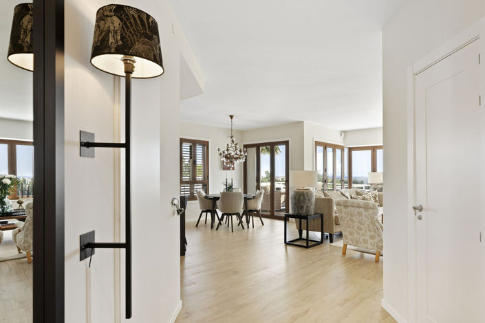 Image No.10-3 Bed Property for sale