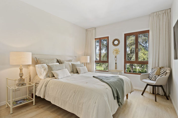 Image No.27-3 Bed Property for sale