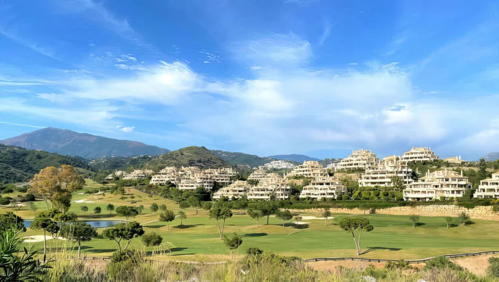 Image No.1-5 Bed Property for sale