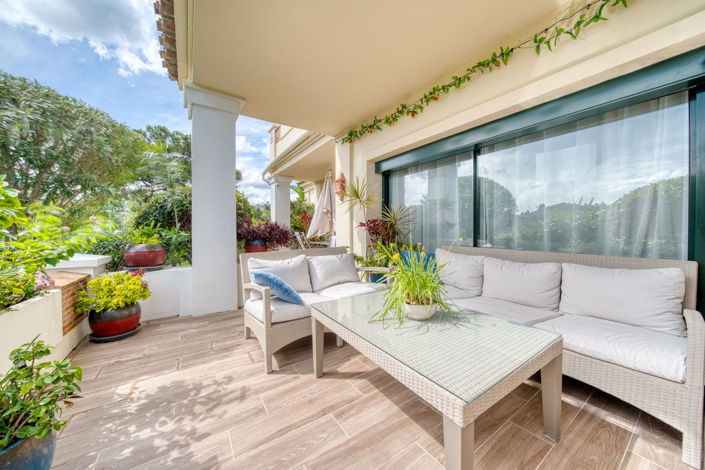 Image No.30-5 Bed Property for sale