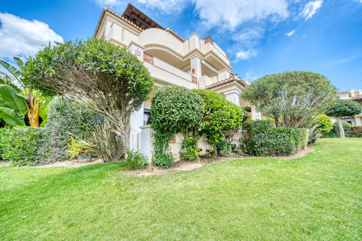 Image No.31-5 Bed Property for sale