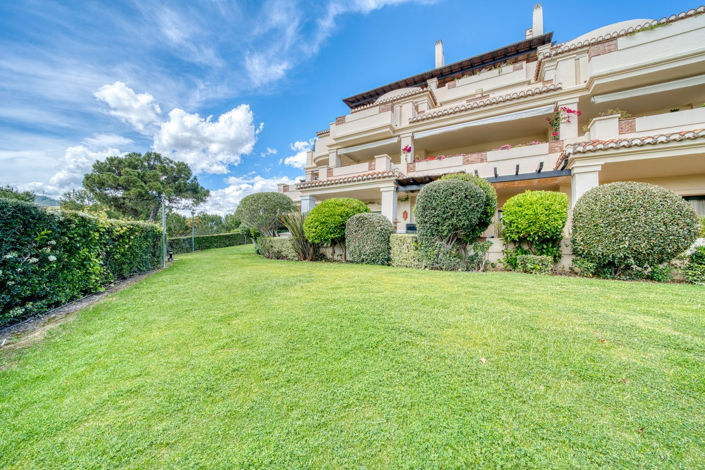 Image No.4-5 Bed Property for sale