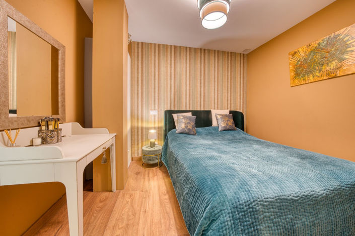 Image No.7-5 Bed Property for sale