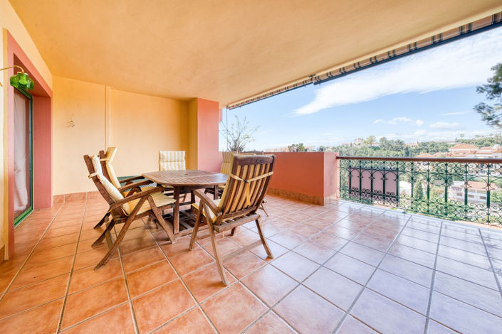 Image No.3-3 Bed Property for sale