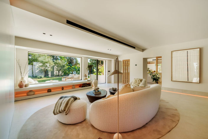 Image No.4-5 Bed Property for sale