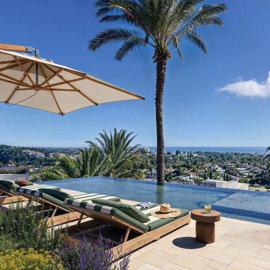 Image No.2-5 Bed Property for sale